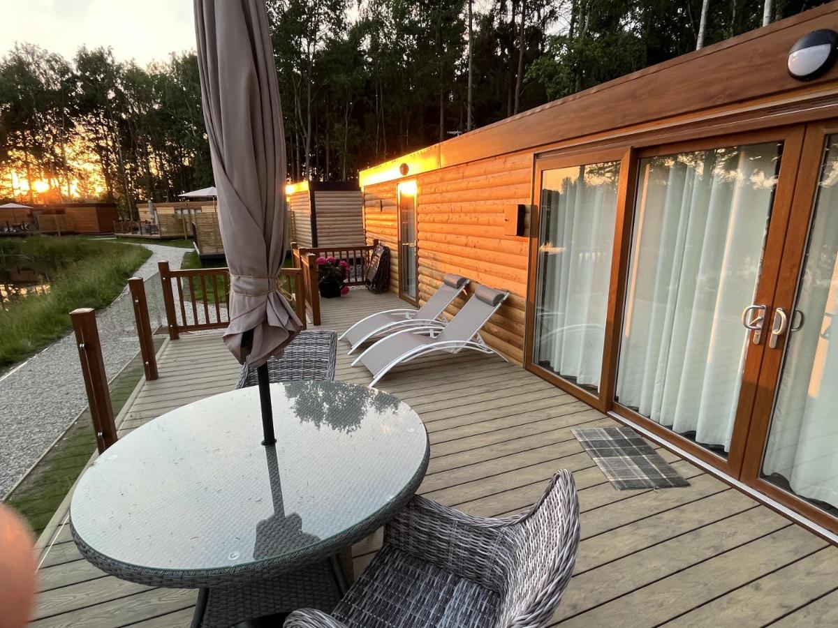 Oak Boutique Lodge Includes Hot Tub Air Con & Dog York Exteriör bild